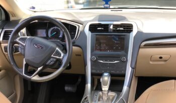 
									2013 Ford Fusion SE Hybrid full								