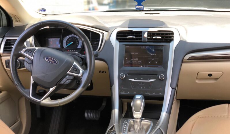 
								2013 Ford Fusion SE Hybrid full									