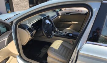 
									2013 Ford Fusion SE Hybrid full								