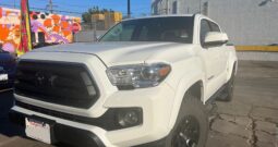 NEW ARRIVE – 2022 Toyota Tacoma SR5